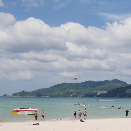 Menulis Coolly House Patong Bed & Breakfast Exterior photo