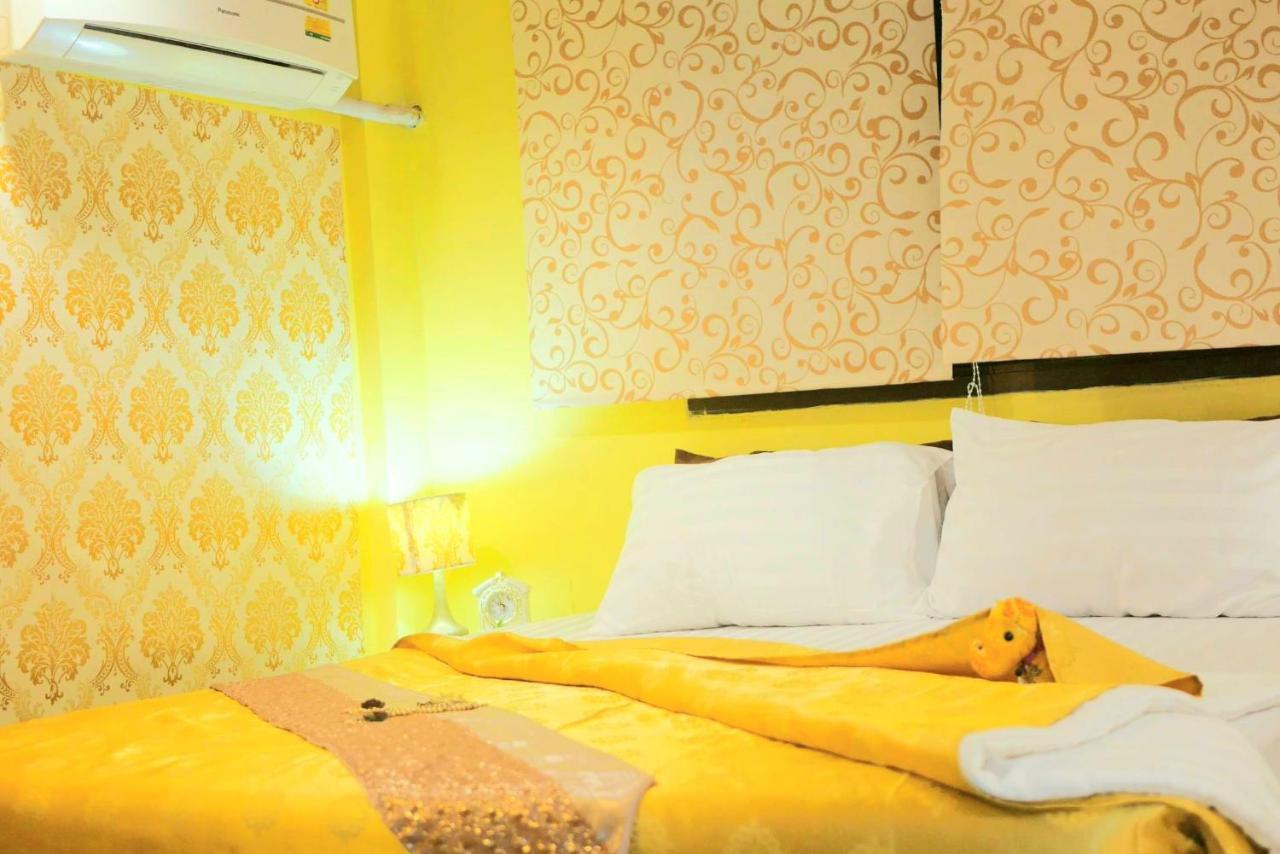 Menulis Coolly House Patong Bed & Breakfast Exterior photo